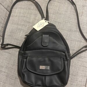 St John’s Bay Black Backpack Purse Adjustable Straps Zip Pockets Faux Leather